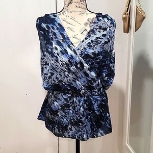 Jennifer Lopez Sleeveless Blouse Size Medium B214